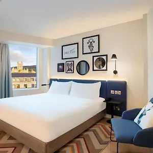 4* Otel Hampton By Hilton