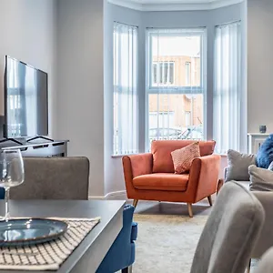 Luxury Edwardian Townhouse In Belfast